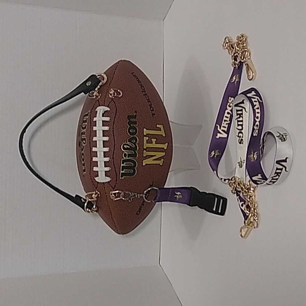 HANDMADE Football Purse (MINNESOTA VIKINGS) ๐ - Picture 9 of 17